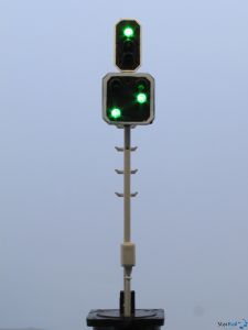 Schweizer Haupt- und Vorsignal mit LEDs (z.B. als Einfahrsignal) 