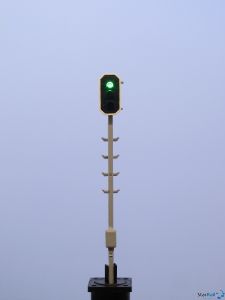 Schweizer Hauptsignal mit LED's mit kurzem Mast 