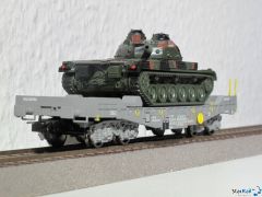 Panzertransportwagen SBB Smmps mit Panzer Typ 68 Tarnfarbe 