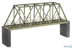 Kastenbrücke mit Brückenköpfen